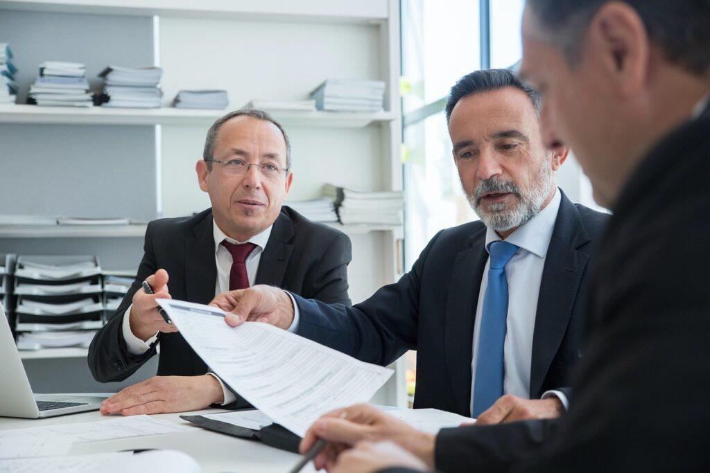 Travailler à l’étranger sans créer d’entreprise : le portage salarial comme solution agile